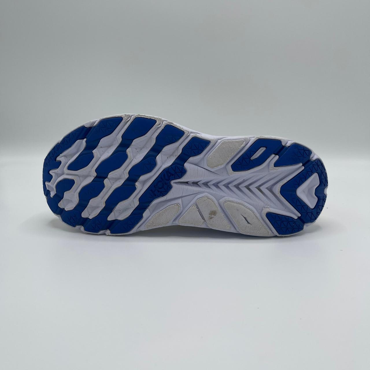 HOKA CLIFTON 8