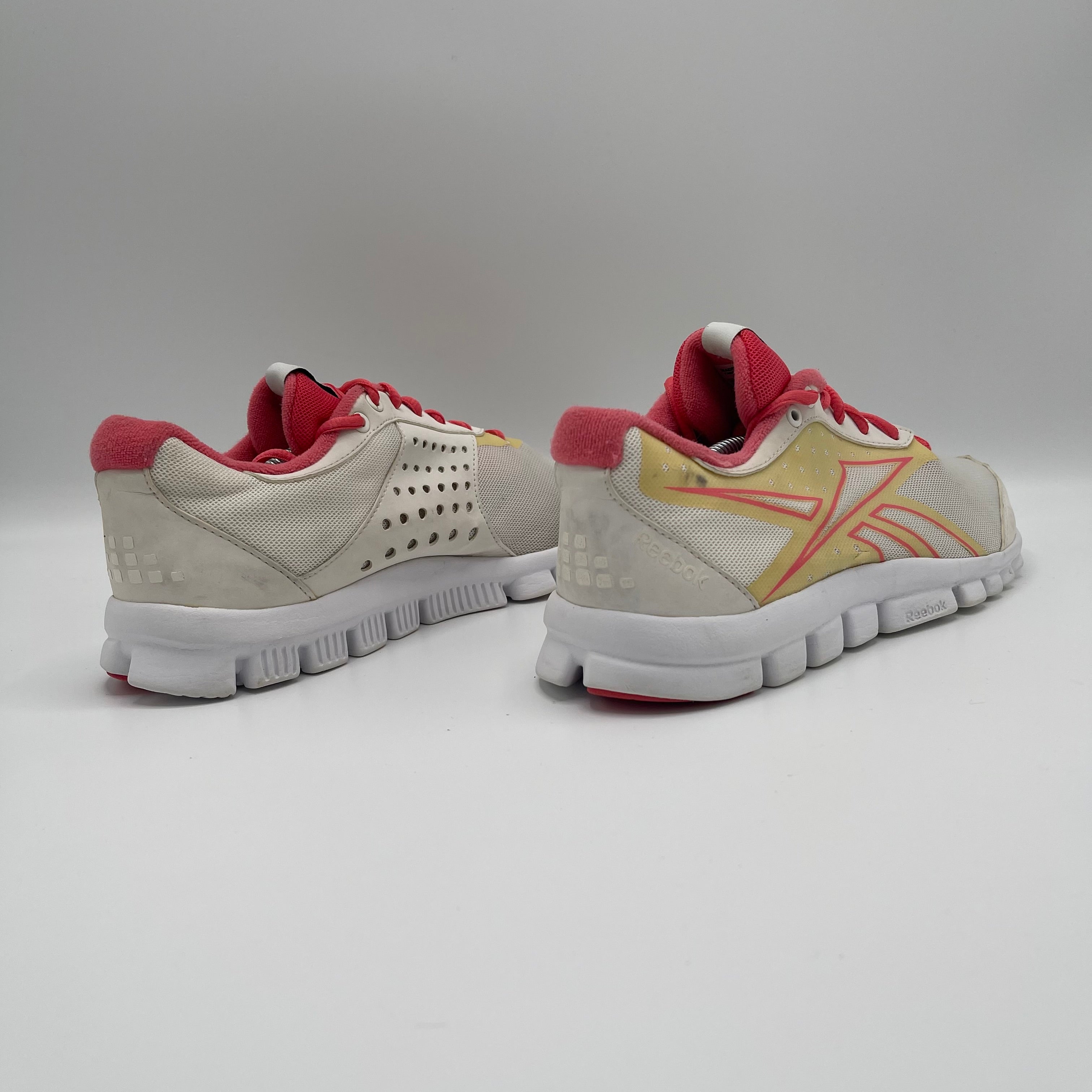 REEBOK REAL FLEX SNEAKERS