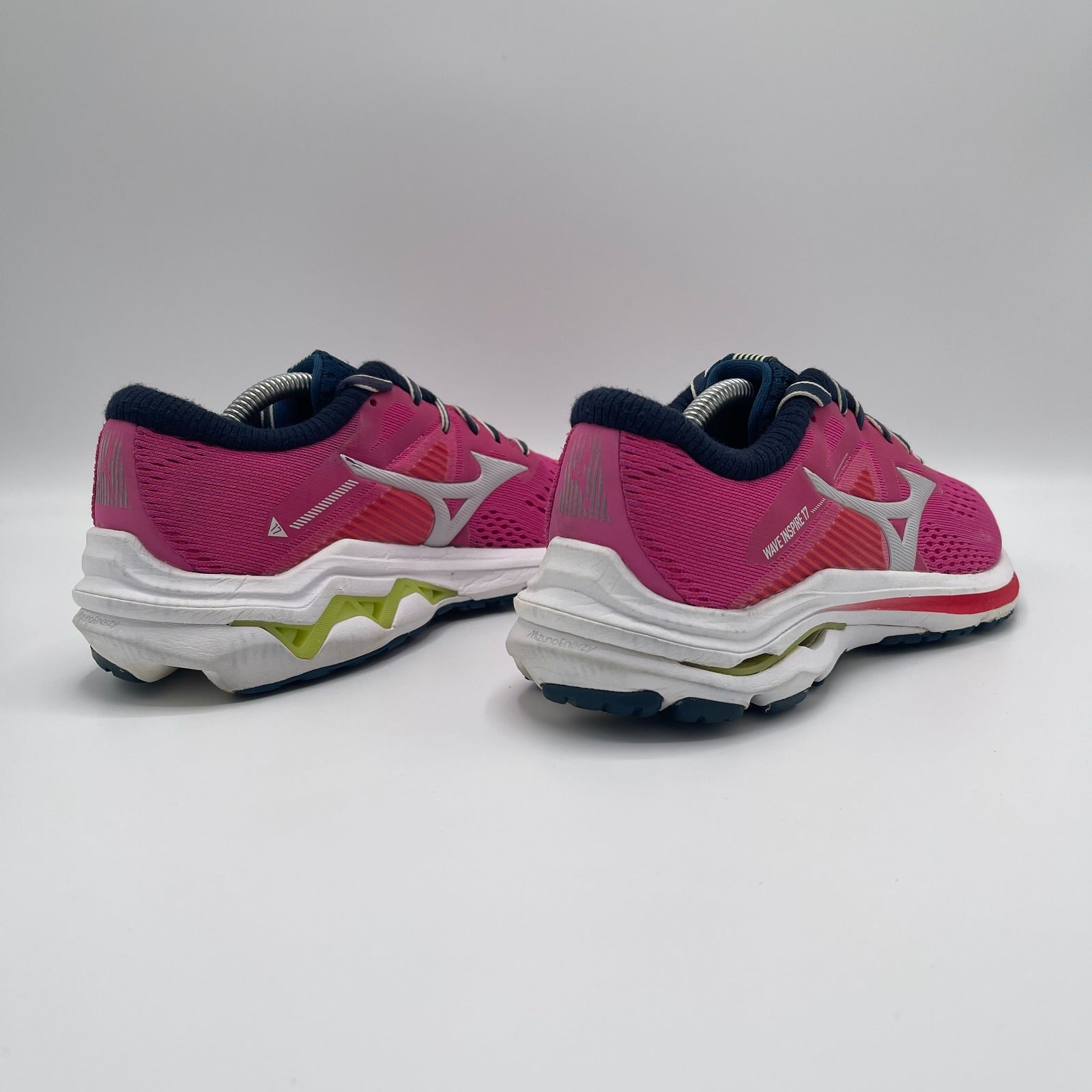 MIZUNO WAVE INSPIRE 17