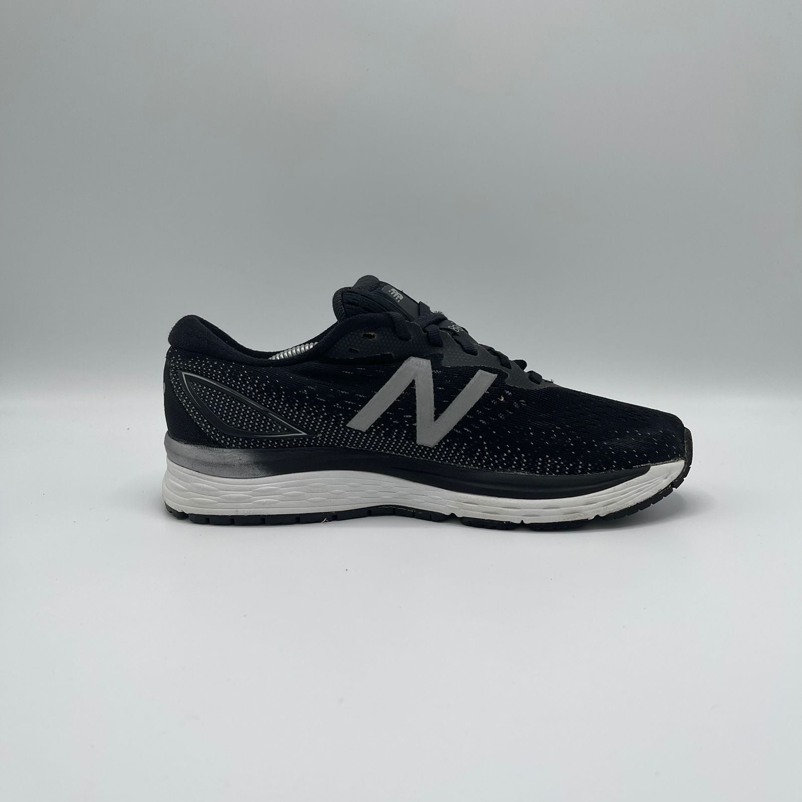 NEW BALANCE 880 V9