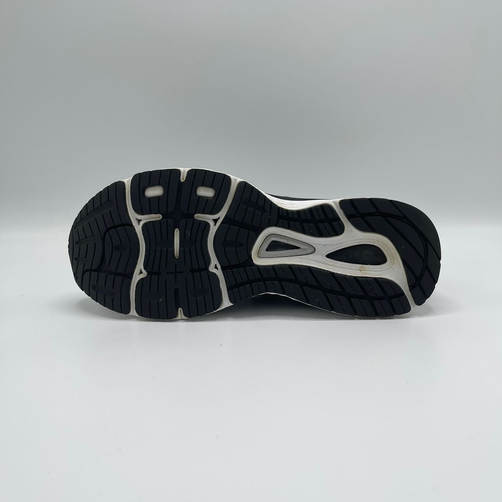 NEW BALANCE 880 V9