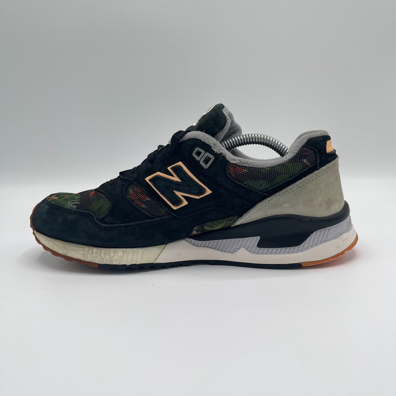 NEW BALANCE WOMEN' 530 FLORAL SHOES