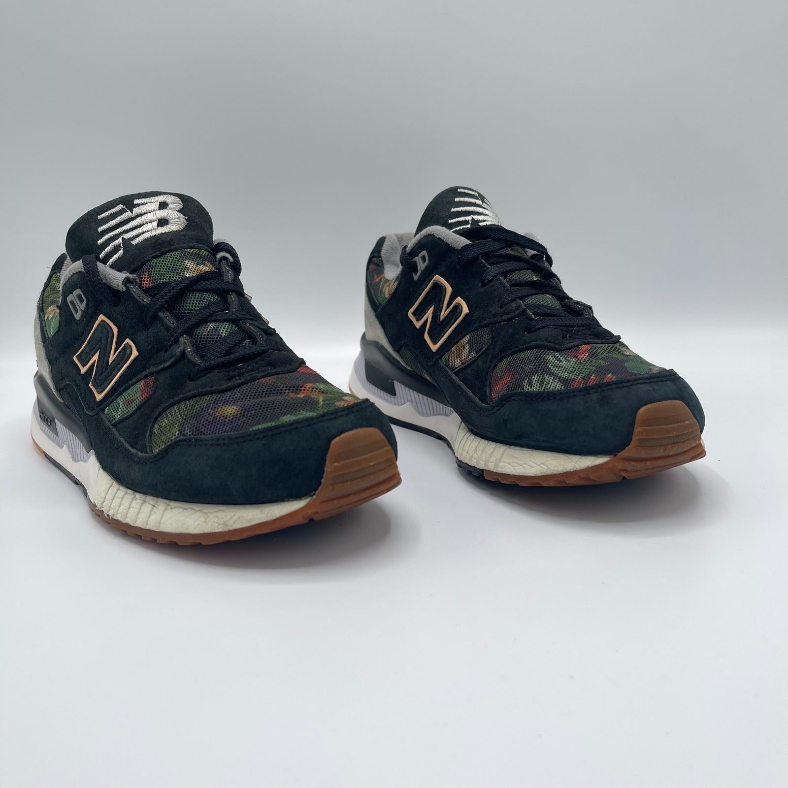 NEW BALANCE WOMEN' 530 FLORAL SHOES