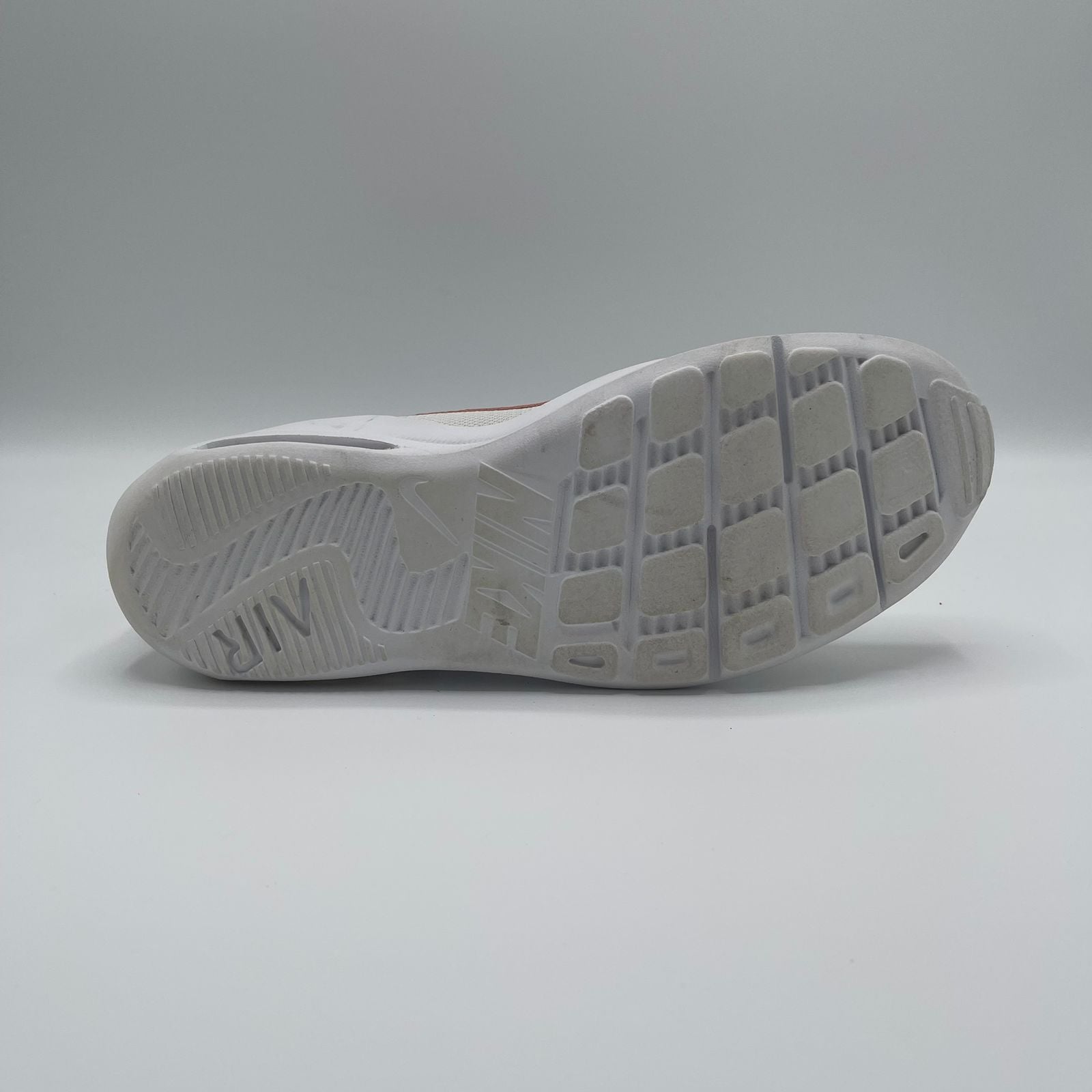 NIKE AIR MAX OKETO
