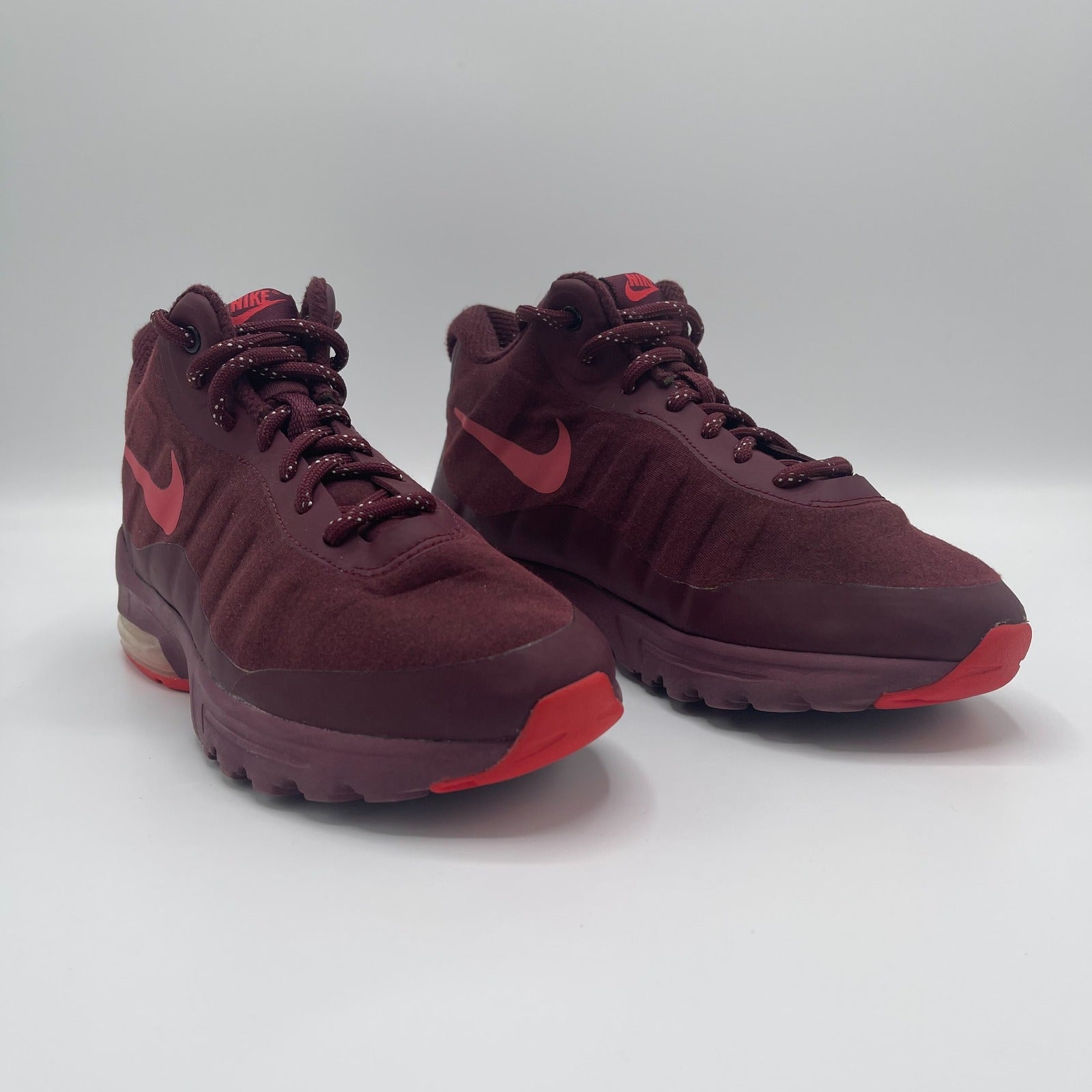NIKE AIR MAX INVIGOR MID