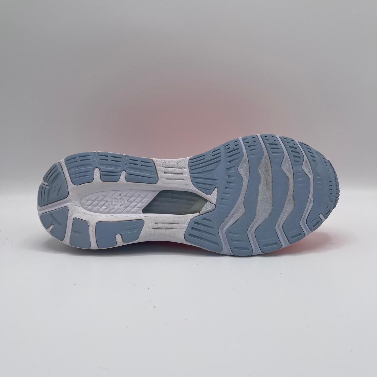 ASICS GEL-KAYANO 28