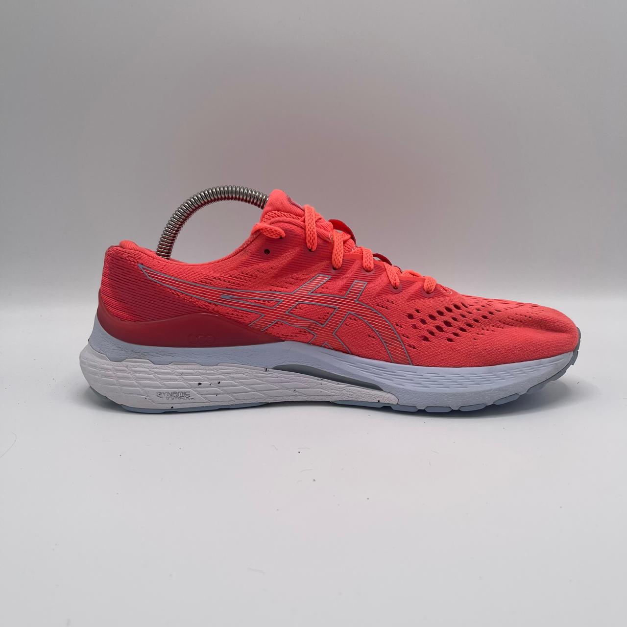ASICS GEL-KAYANO 28