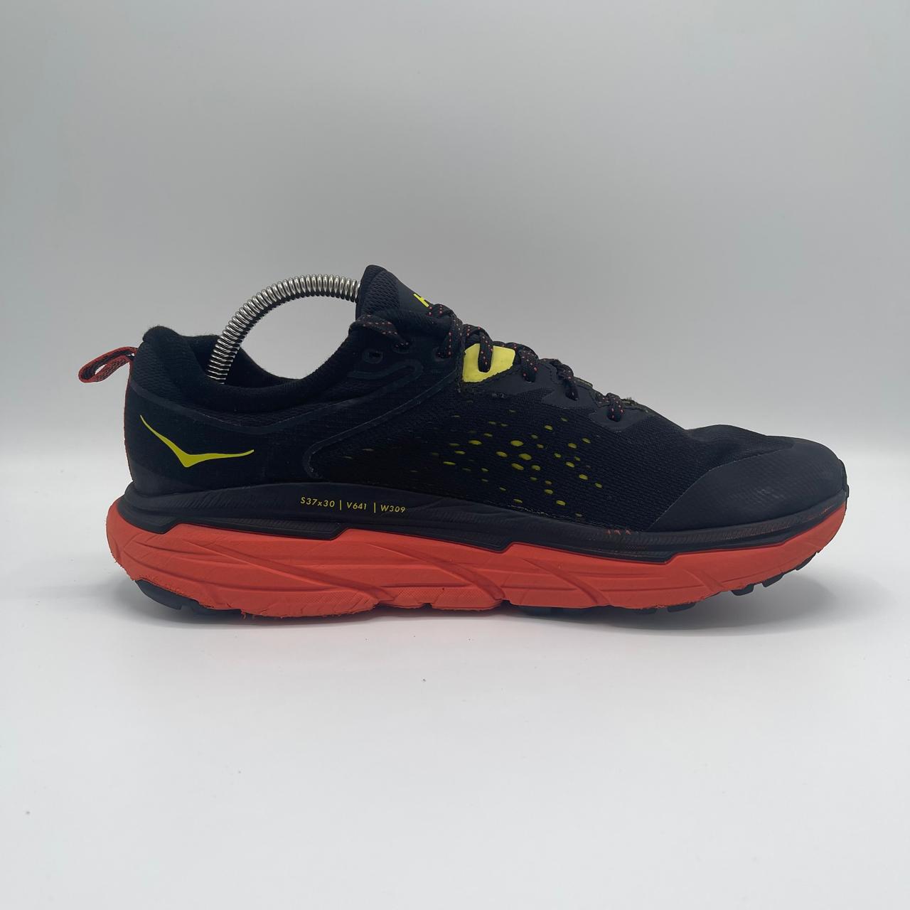 HOKA ONE ONE CHALLENGER ATR 6