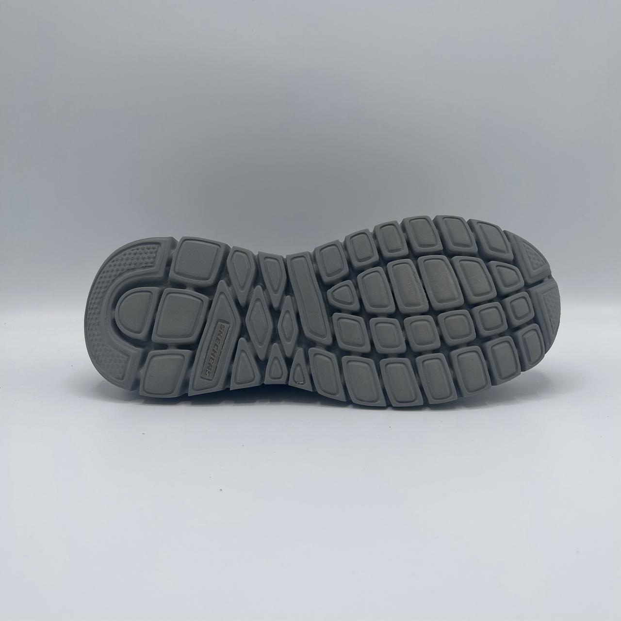 SKECHERS BURNS - AGOURA