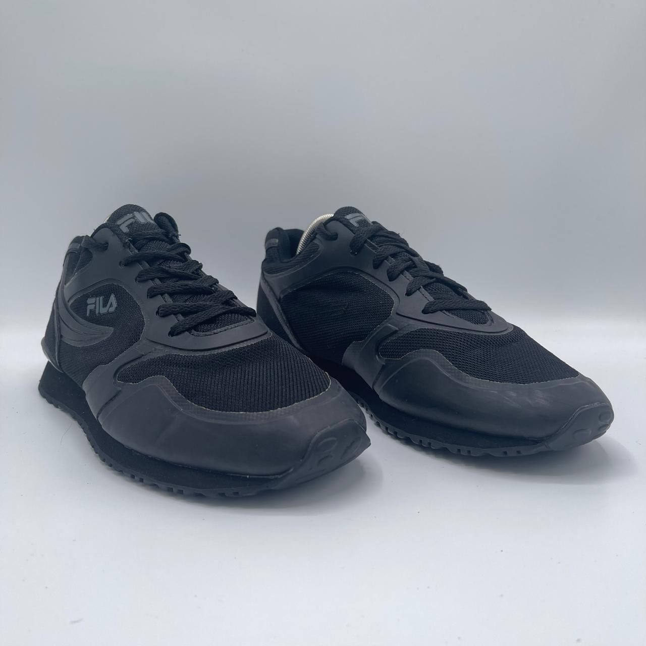 FILA FORERUNNER 18
