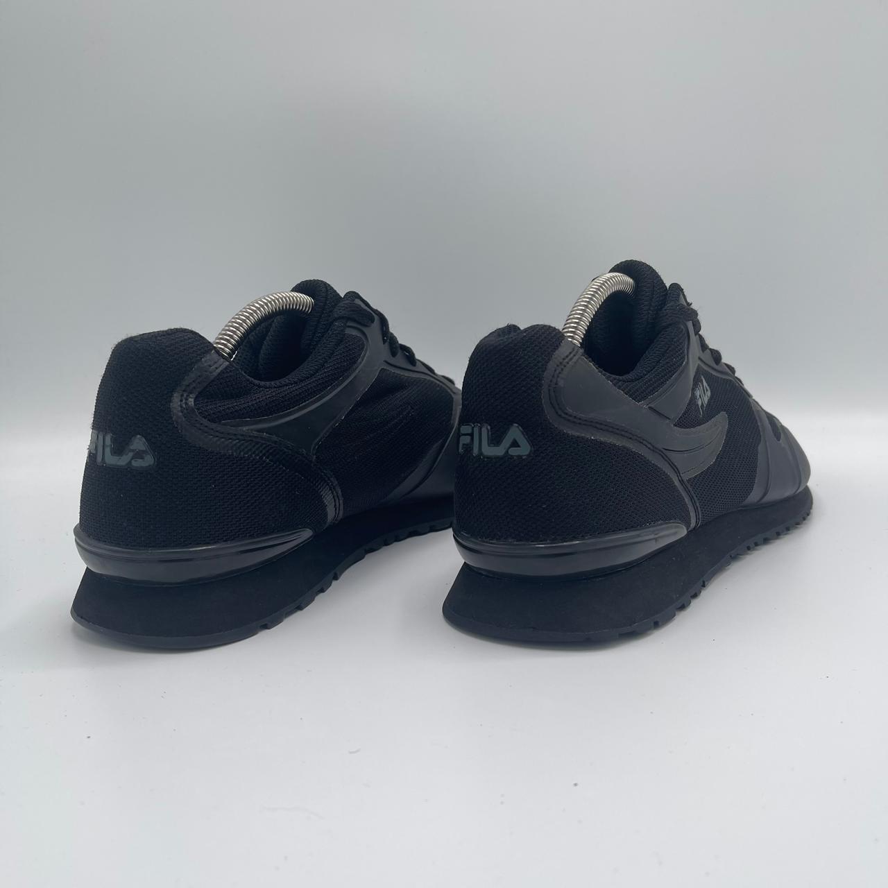 FILA FORERUNNER 18
