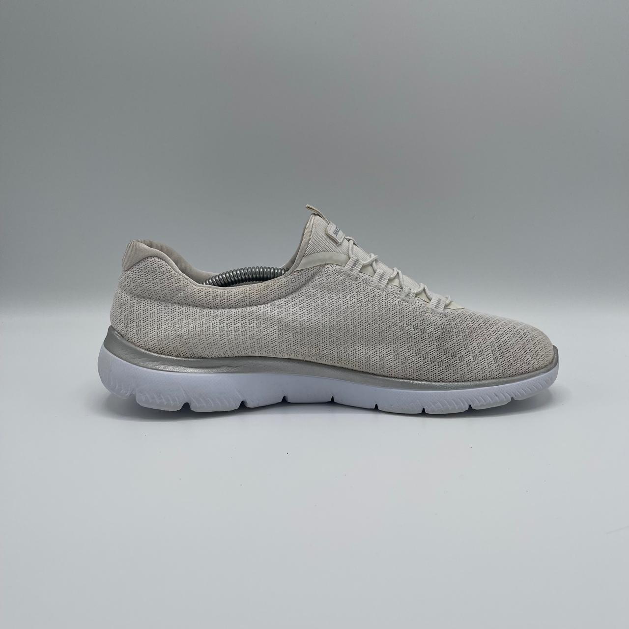 SKECHERS SUMMITS