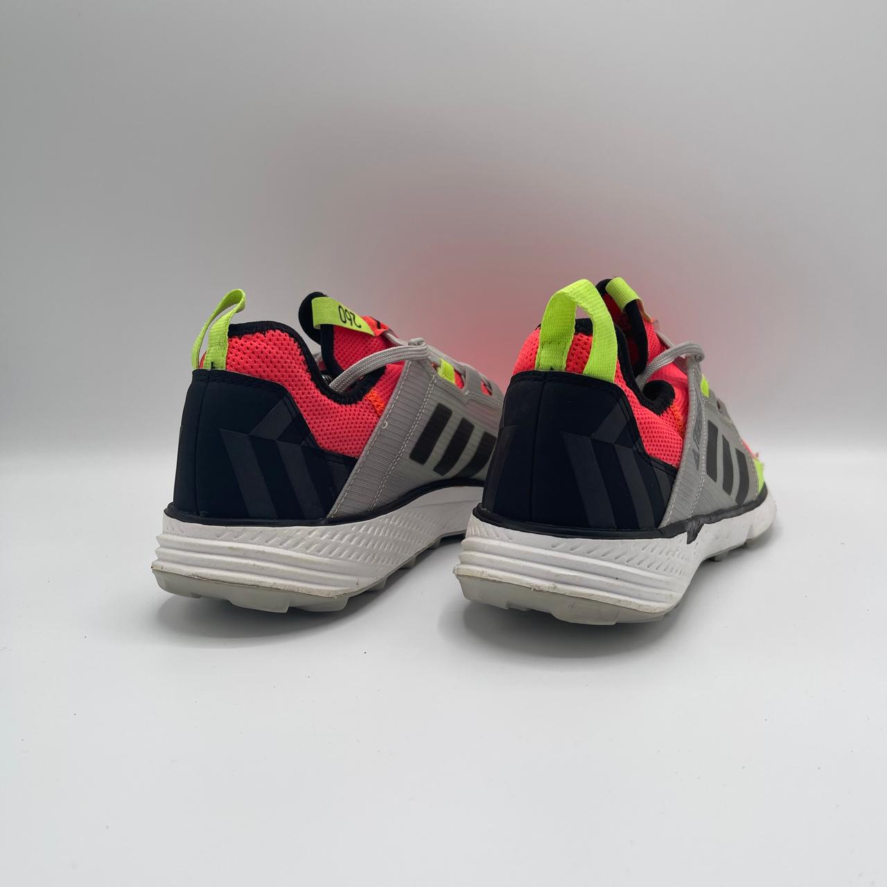 ADIDAS TERREX 260