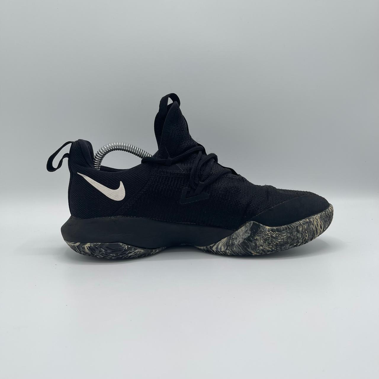 NIKE ZOOM SHIFT 2
