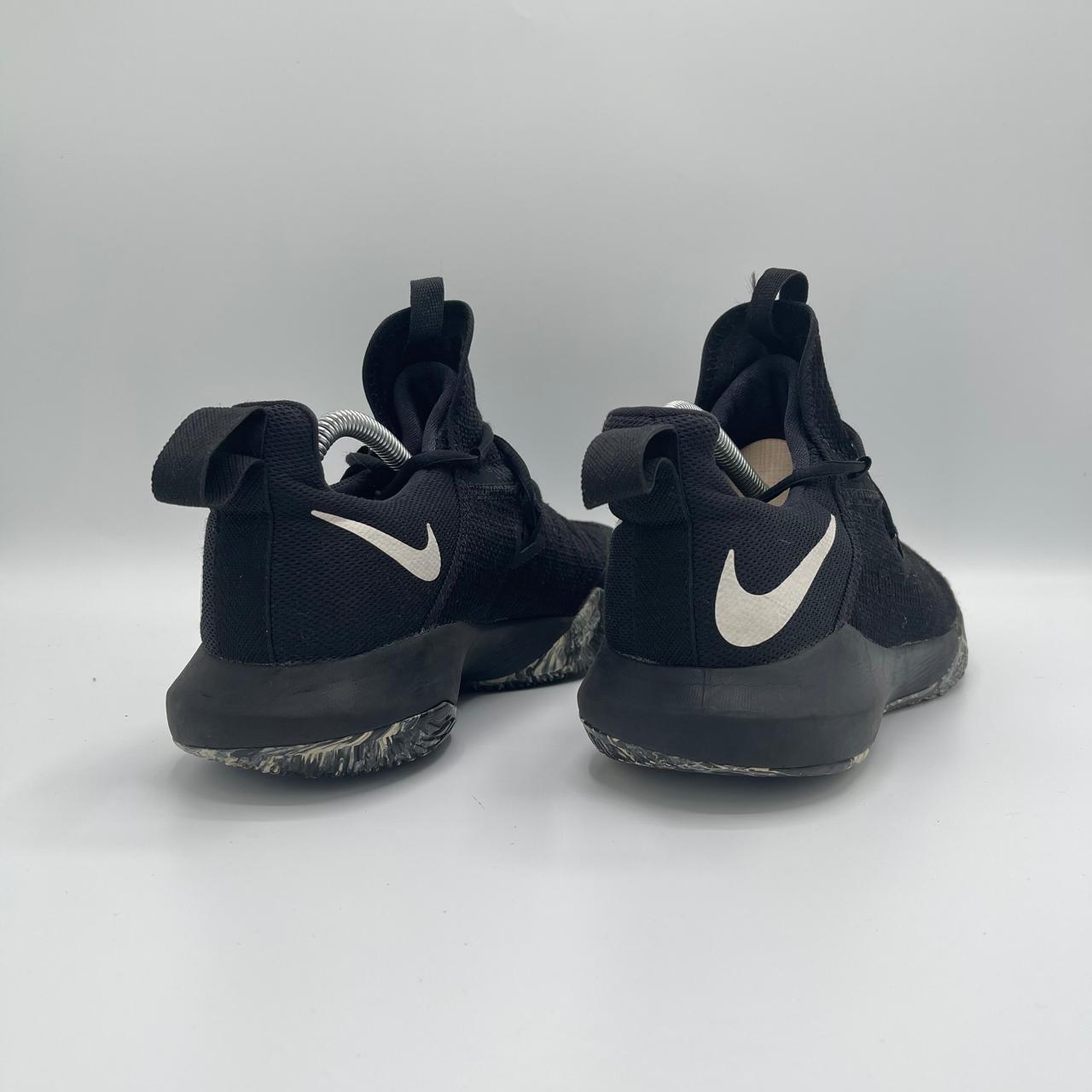 NIKE ZOOM SHIFT 2