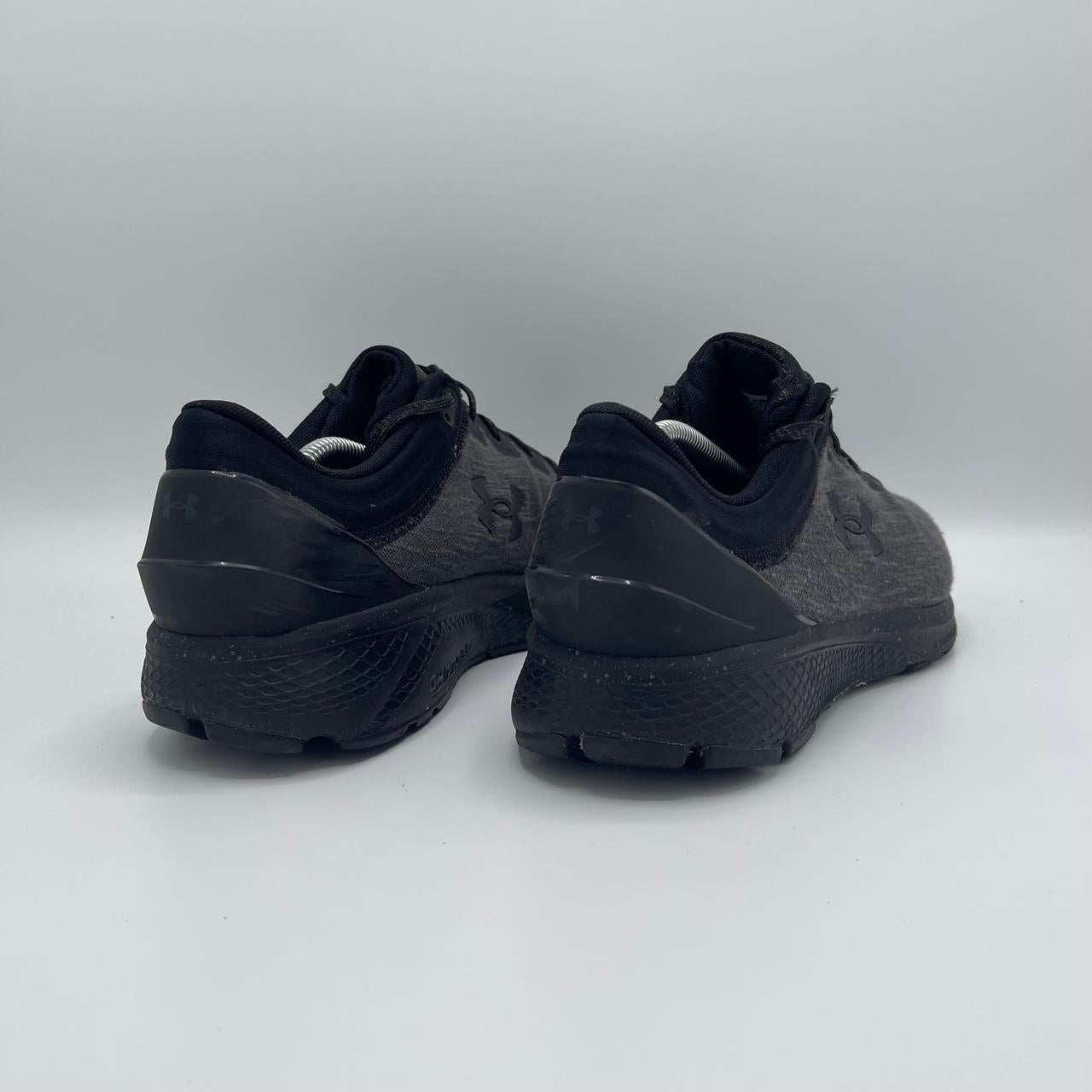 UNDER ARMOUR CHARGED ESCAPE