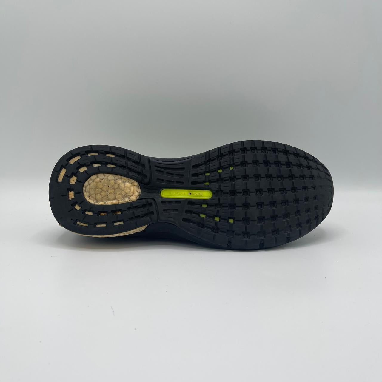 ADIDAS QUESTAR V2