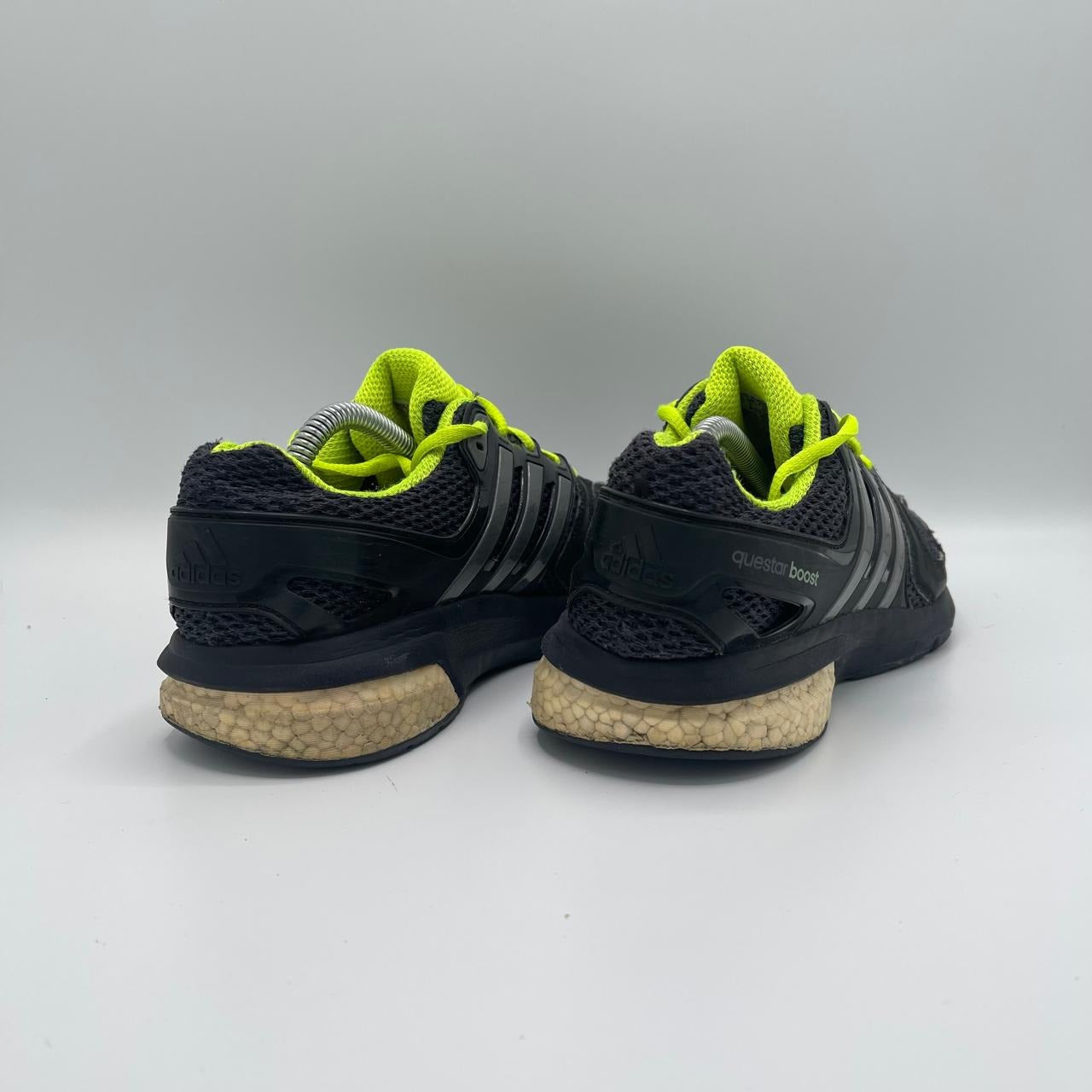 ADIDAS QUESTAR V2