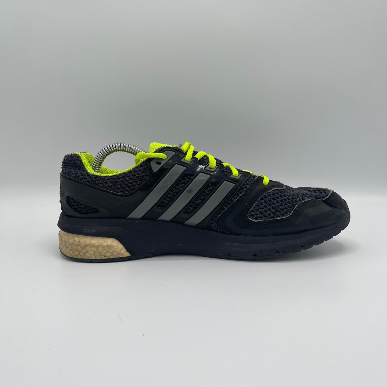 ADIDAS QUESTAR V2