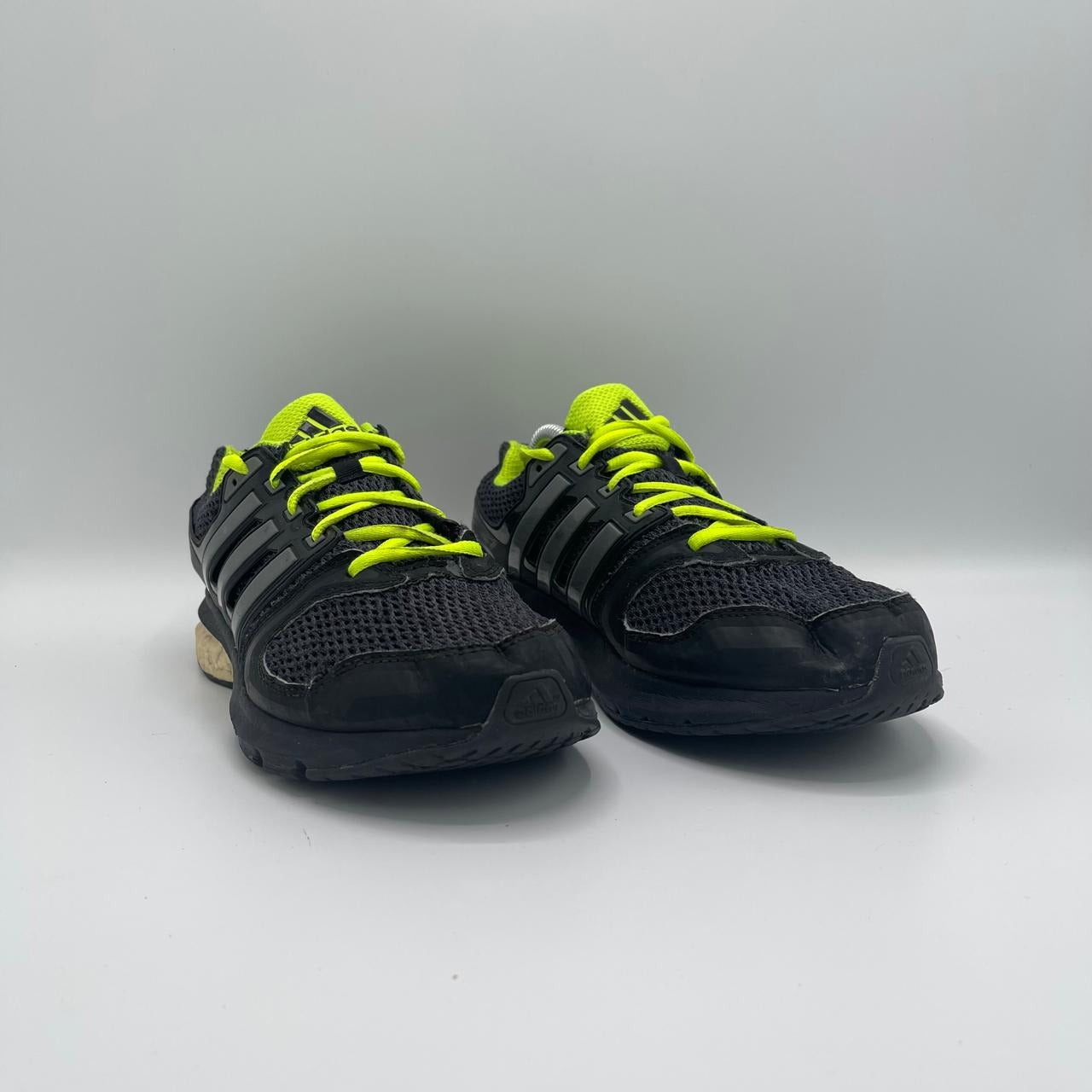 ADIDAS QUESTAR V2