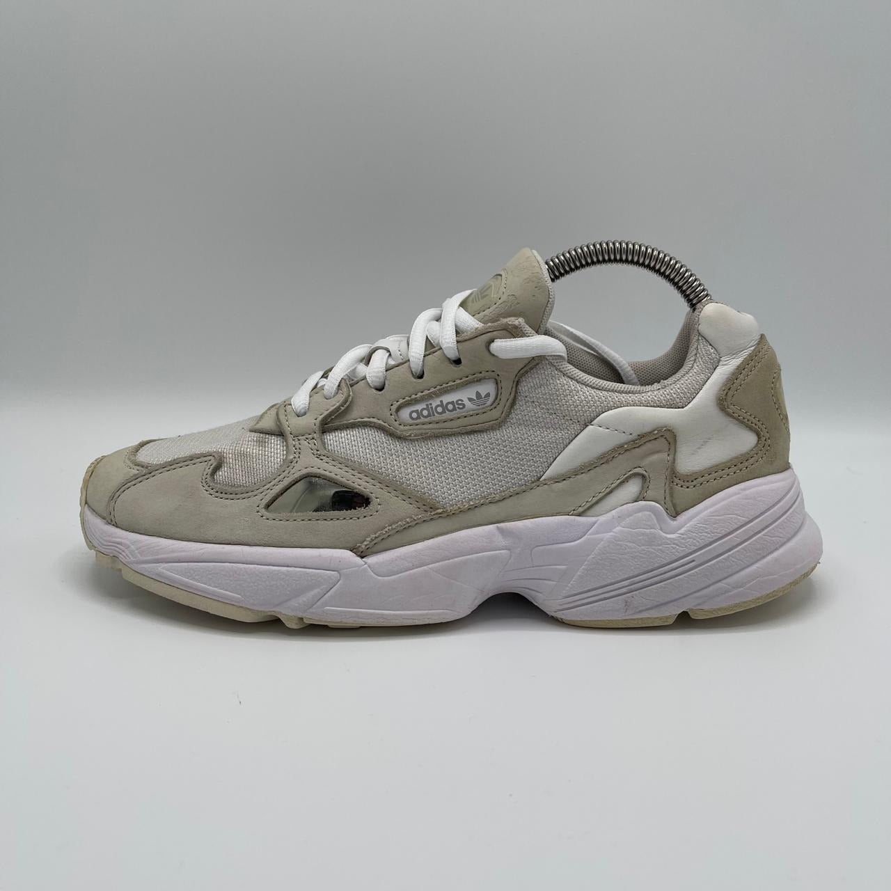 ADIDAS FALCON