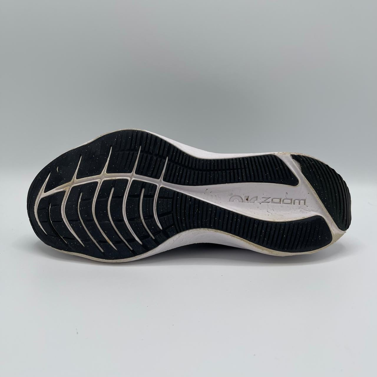 NIKE AIR ZOOM WINFLO 7