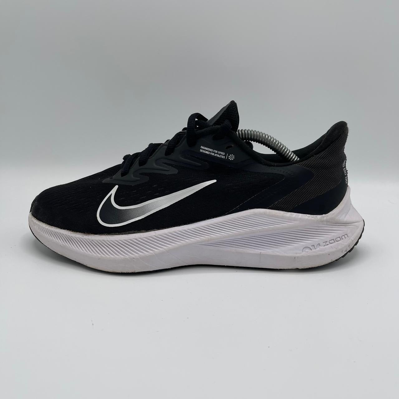 NIKE AIR ZOOM WINFLO 7