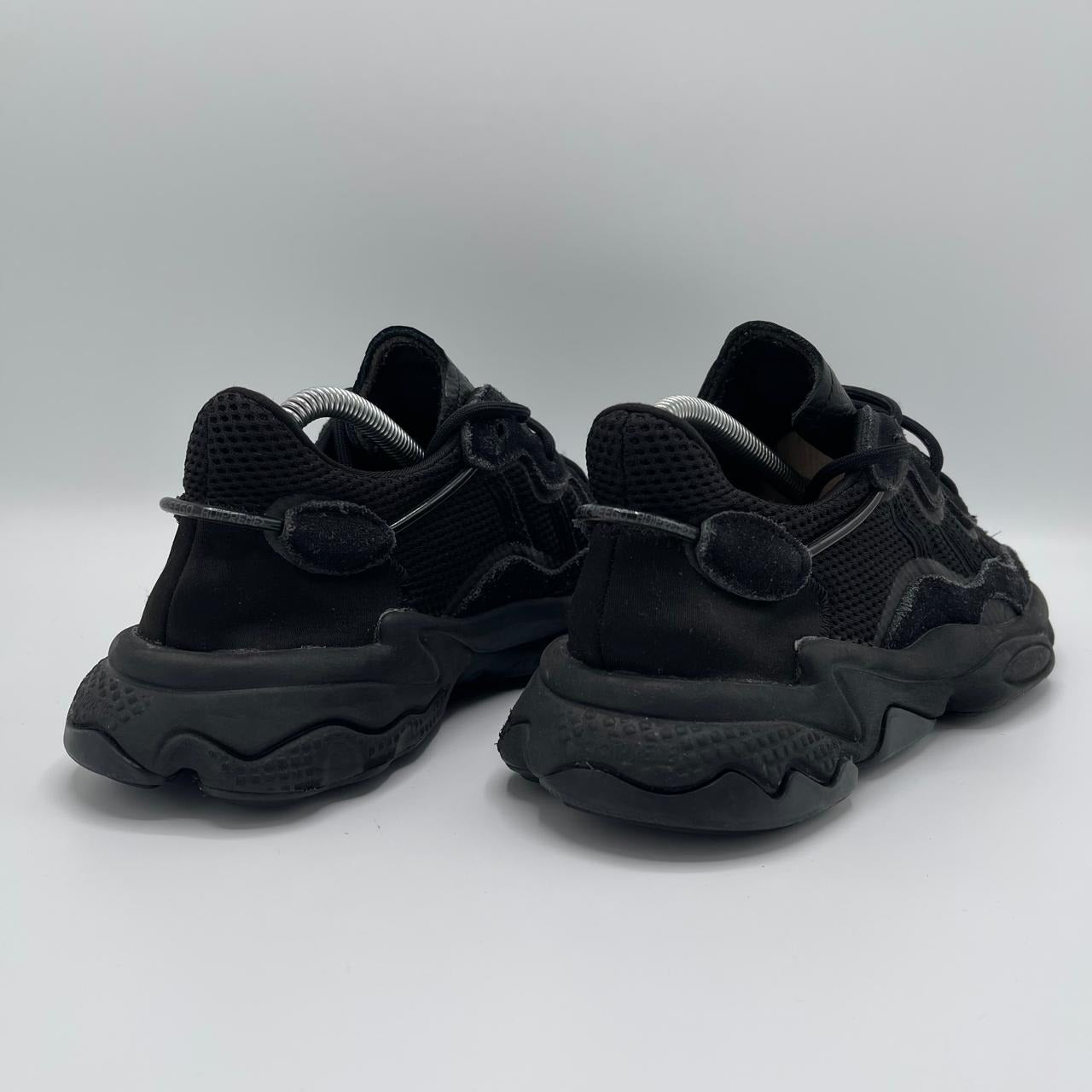 ADIDAS OZWEEGO