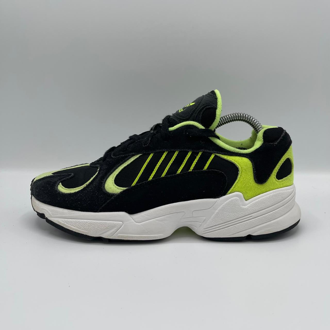 ADIDAS YUNG -1