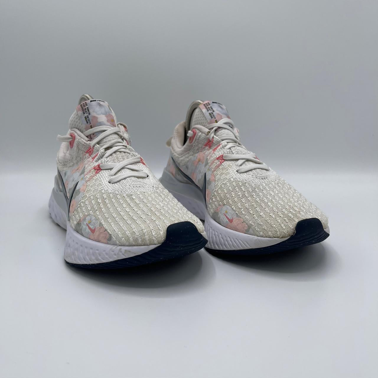 NIKE REACT INFINITY 3