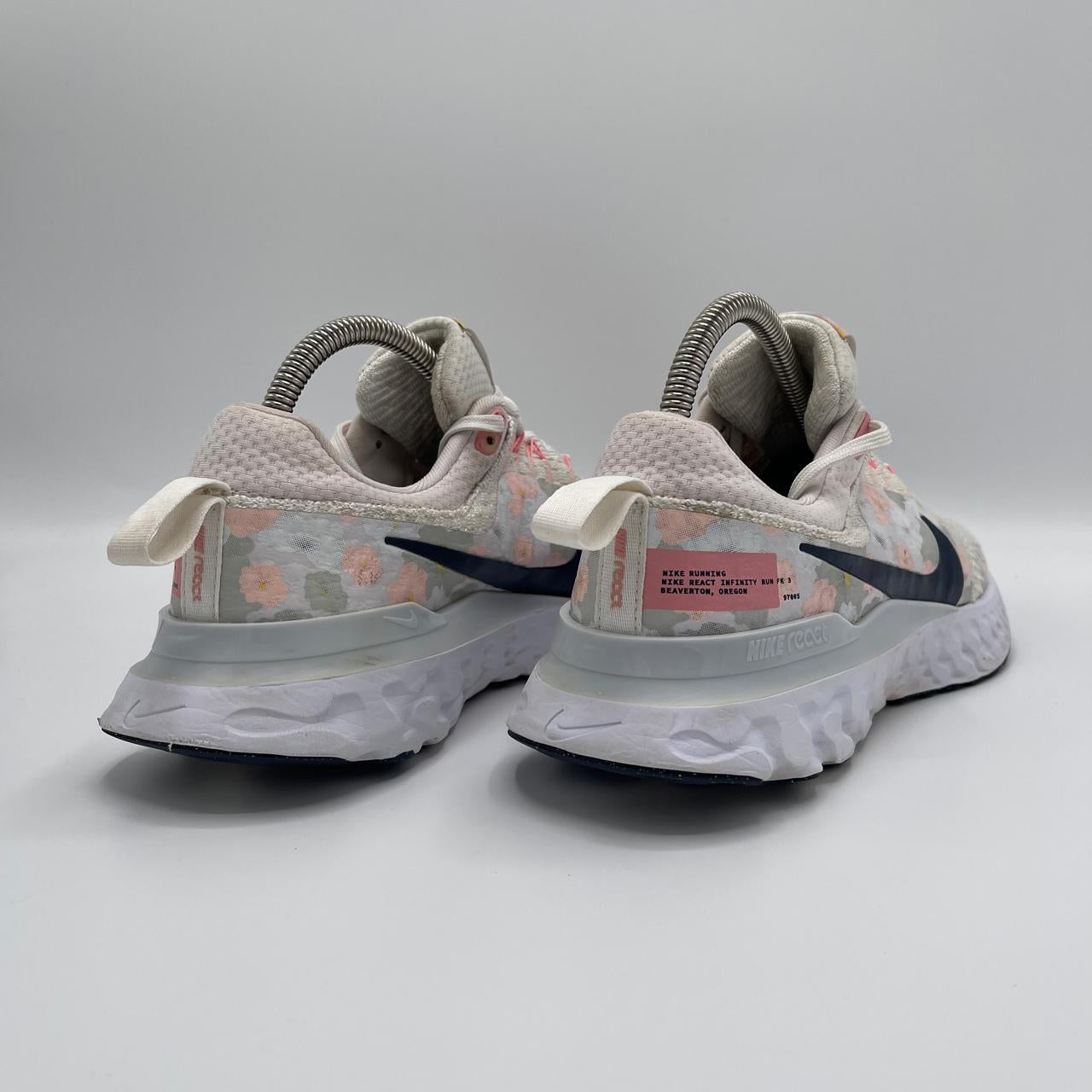 NIKE REACT INFINITY 3