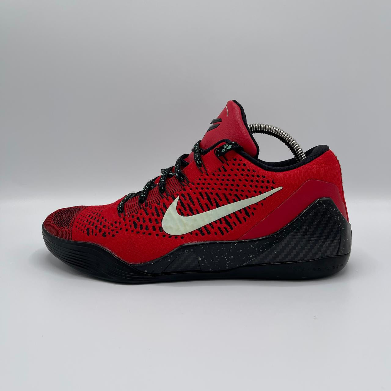 NIKE KOBE 9 EM LOW