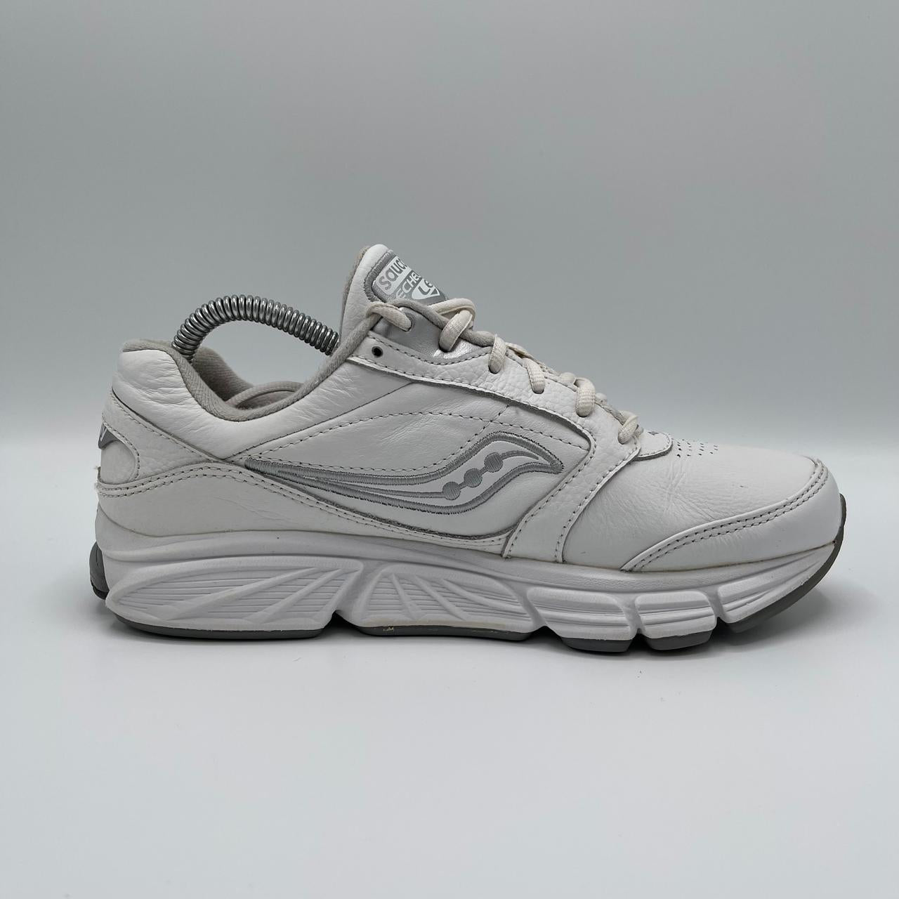 SAUCONY OMNI