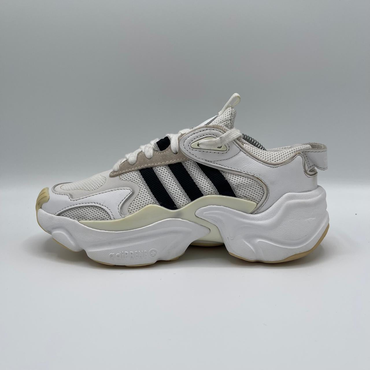 ADIDAS MAGMUR