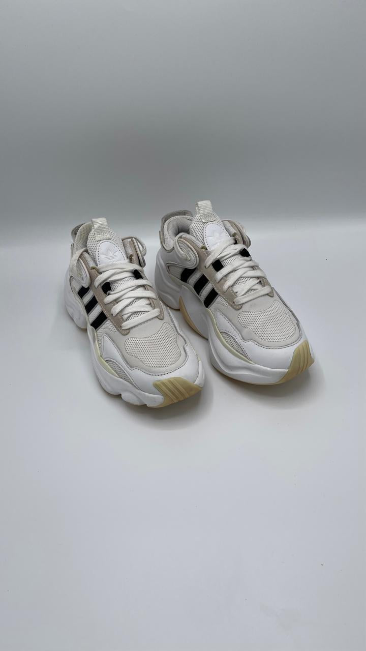 ADIDAS MAGMUR