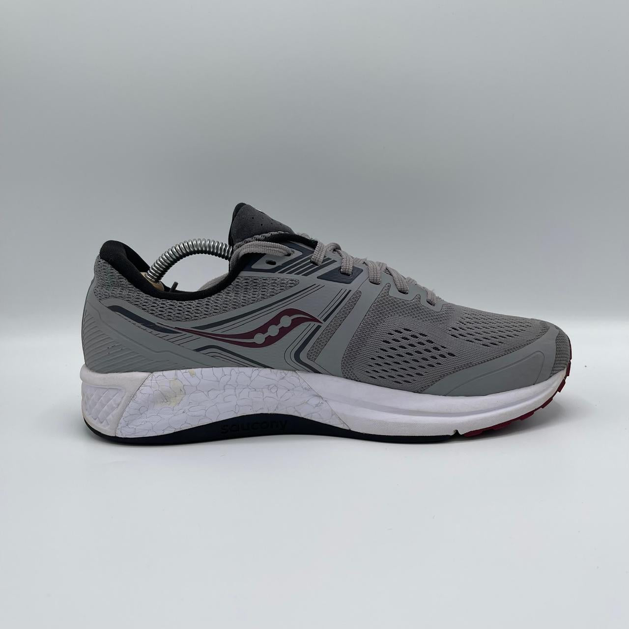 SAUCONY OMNI 19