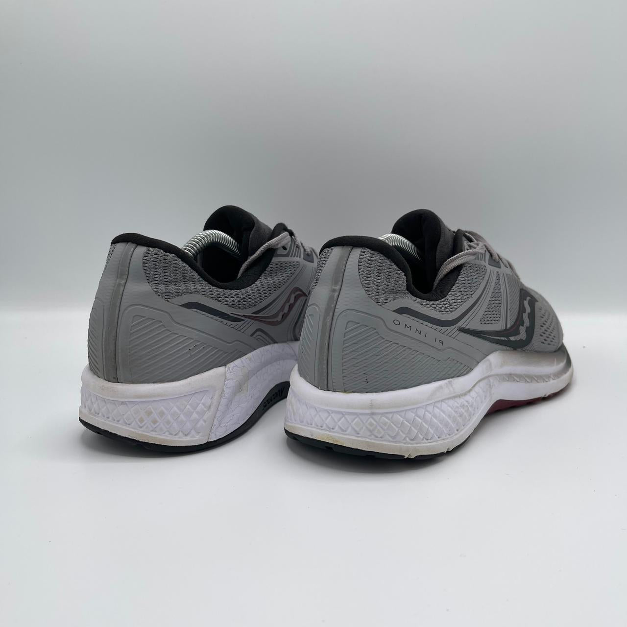 SAUCONY OMNI 19