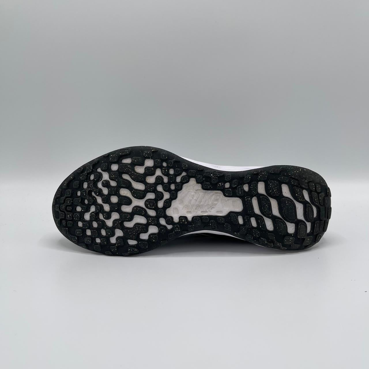 NIKE NIKE REVOLUTION 6