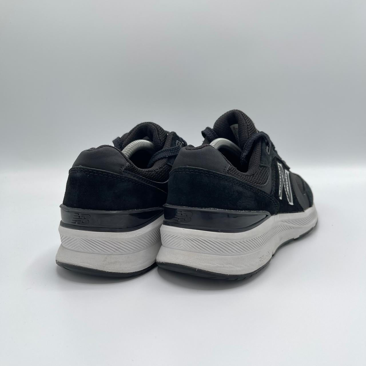 NEW BALANCE 880