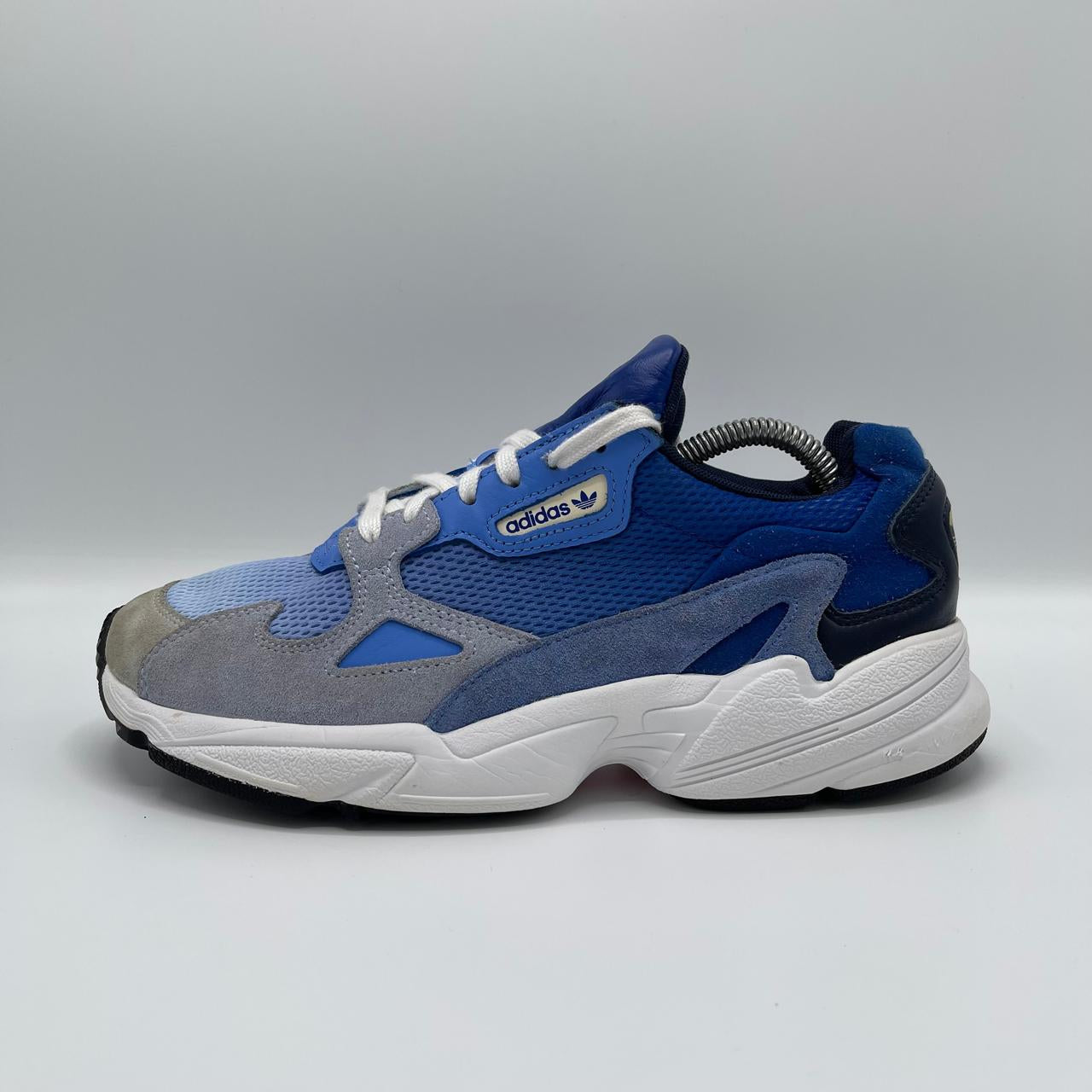 ADIDAS FALCON