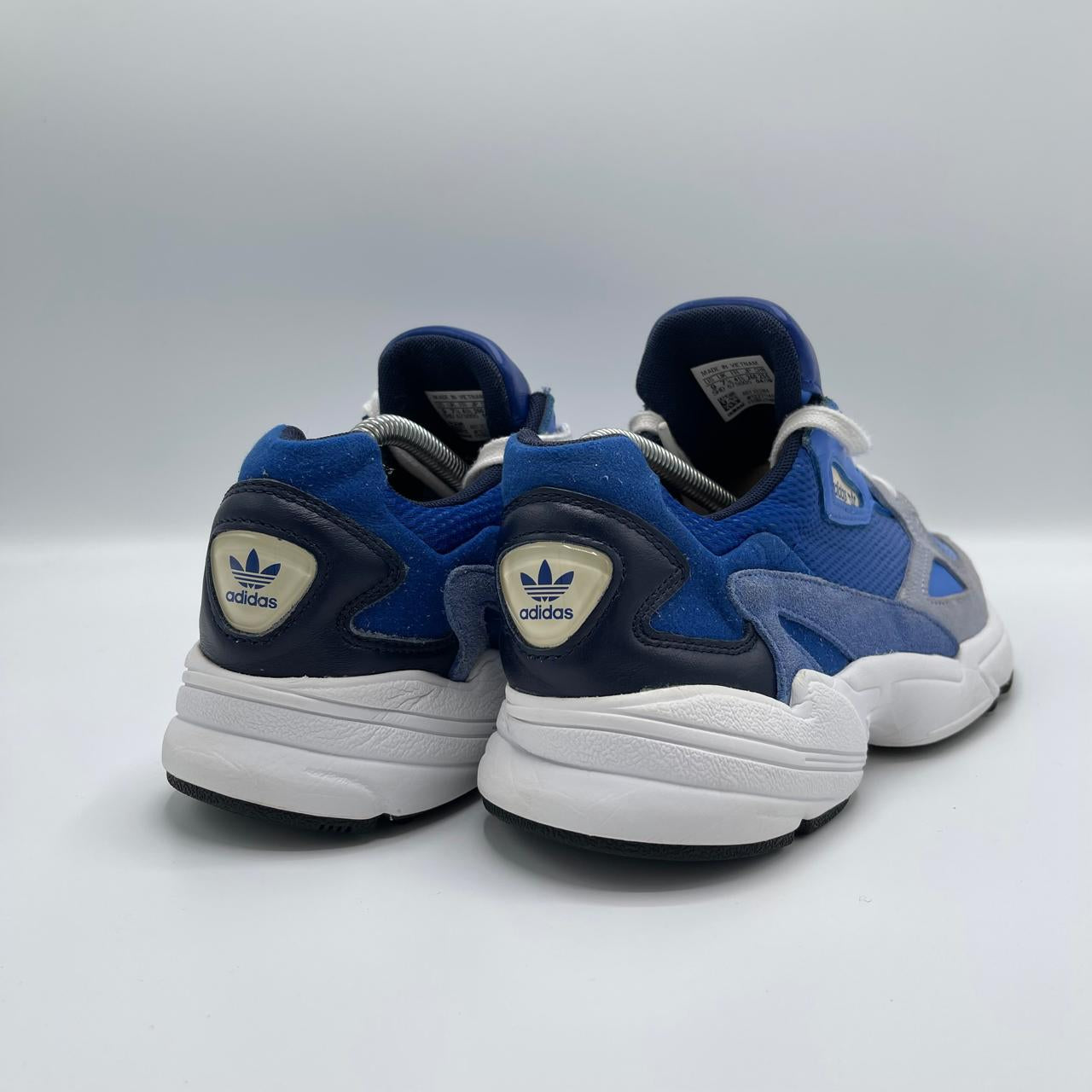 ADIDAS FALCON