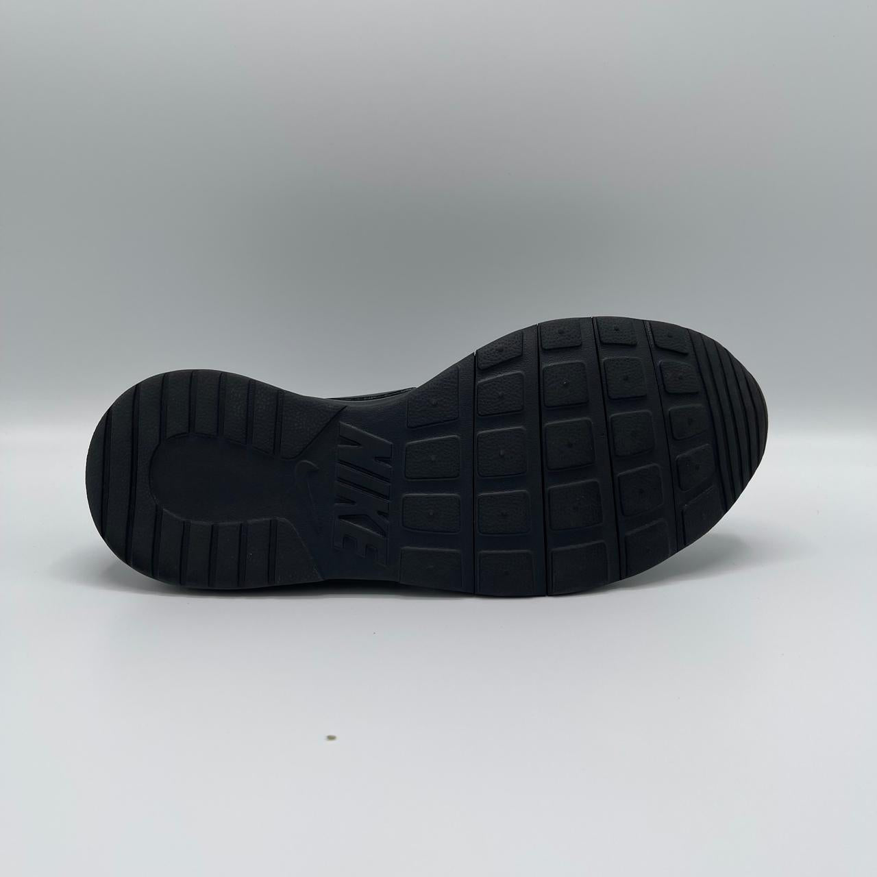 NIKE TANJUN