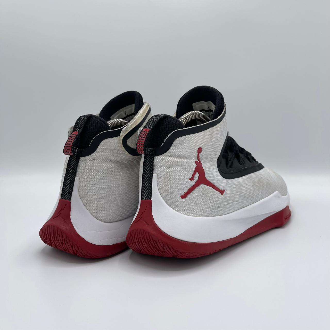 JORDAN FLY UNLIMITED