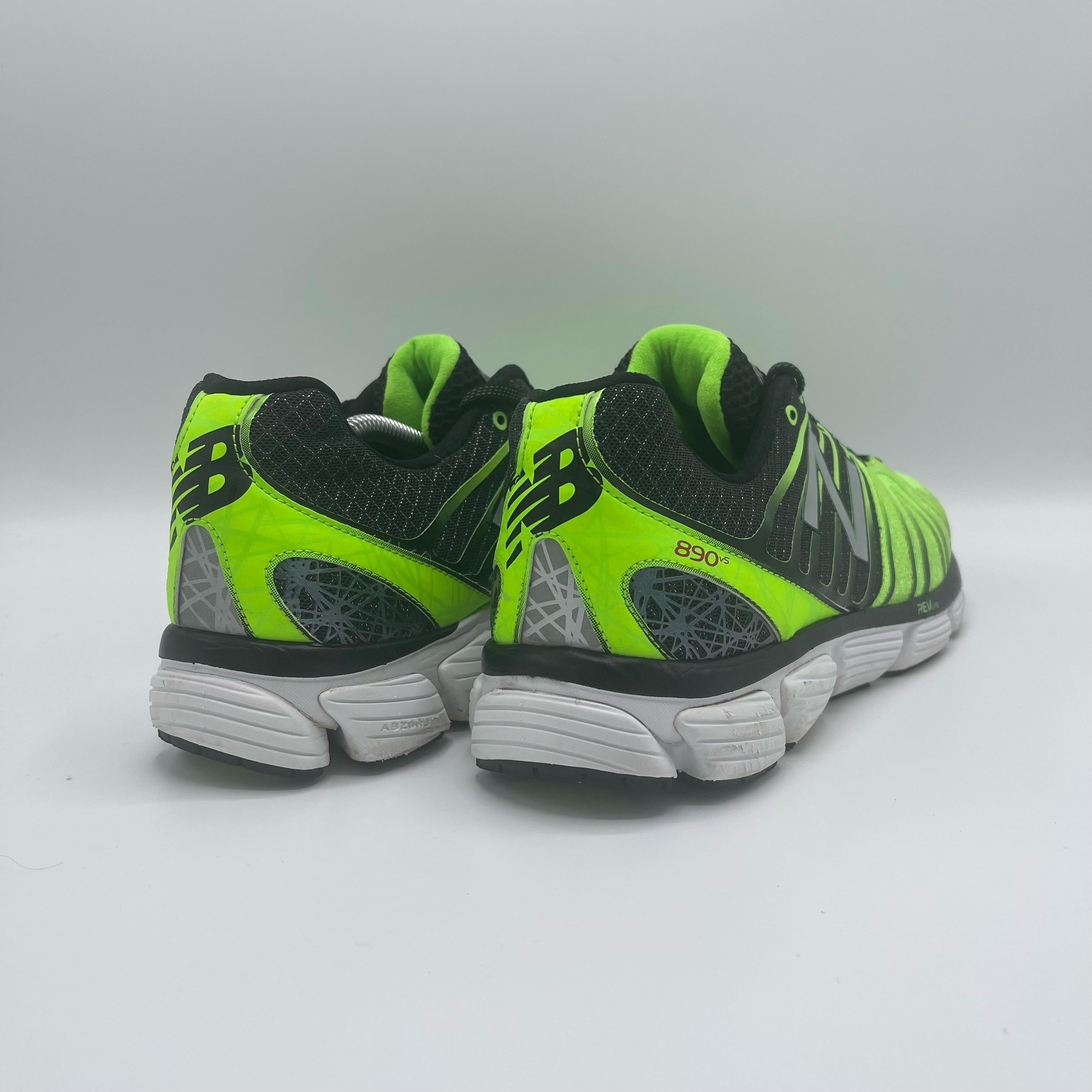NEW BALANCE 890V5