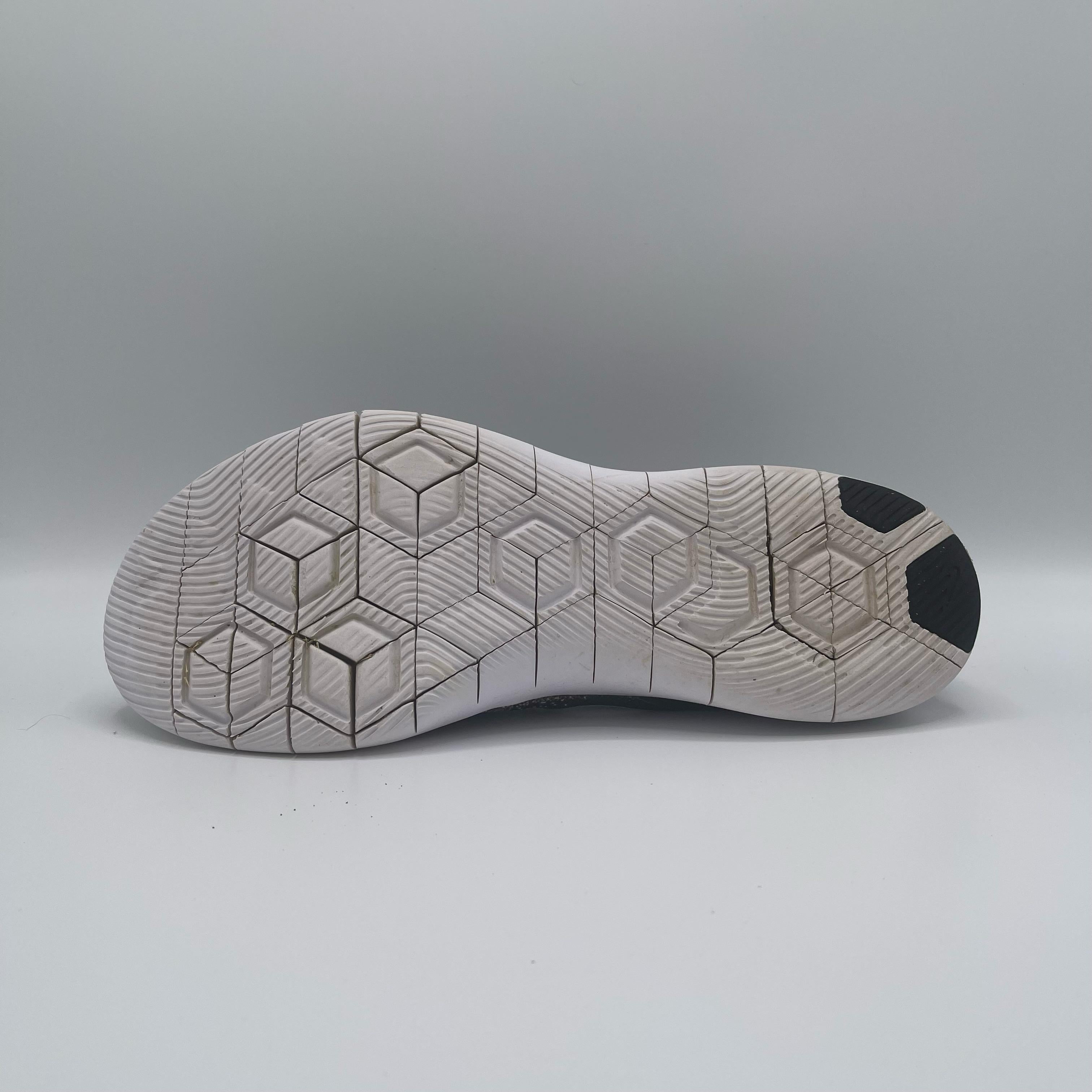 NIKE FLEX CONTACT