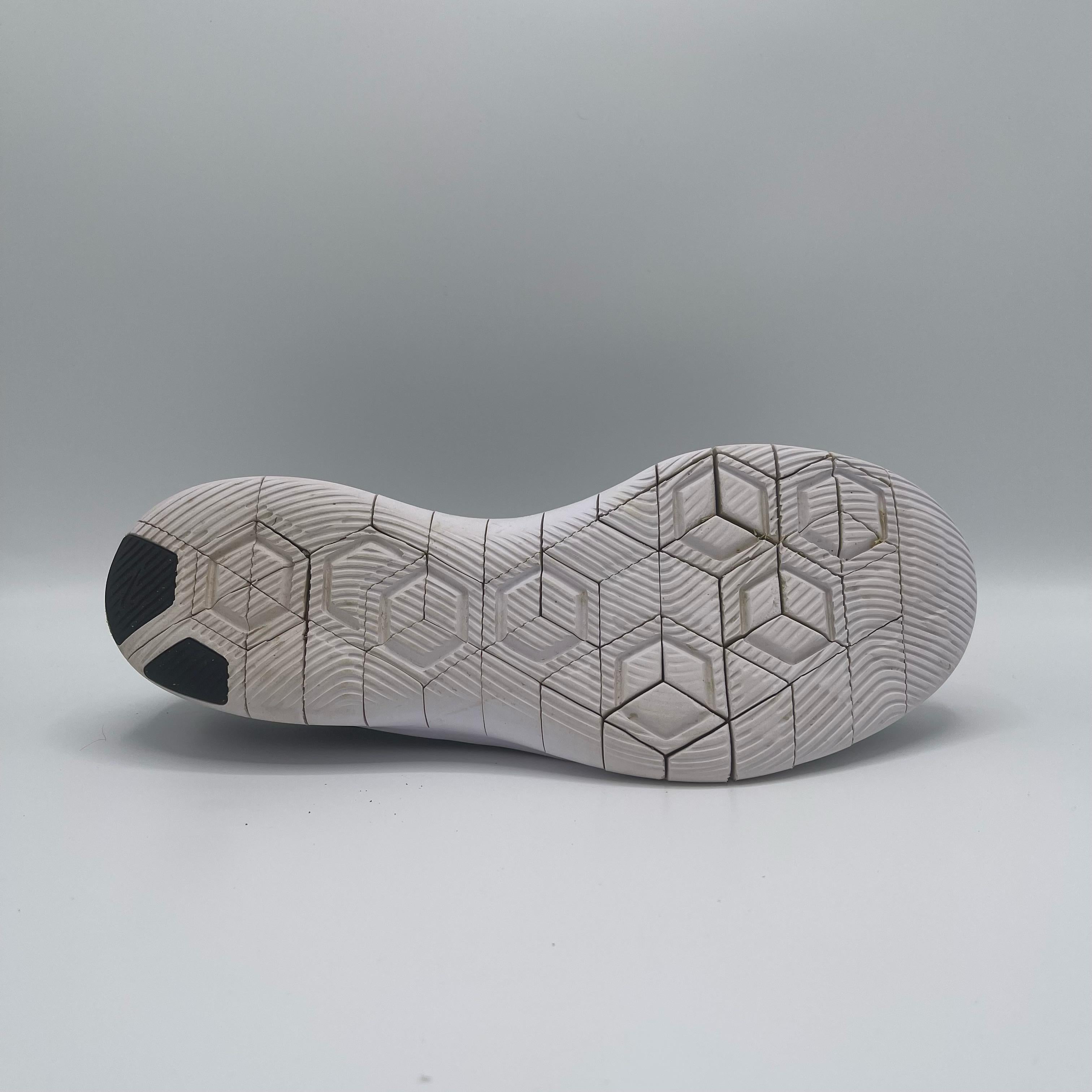 NIKE FLEX CONTACT