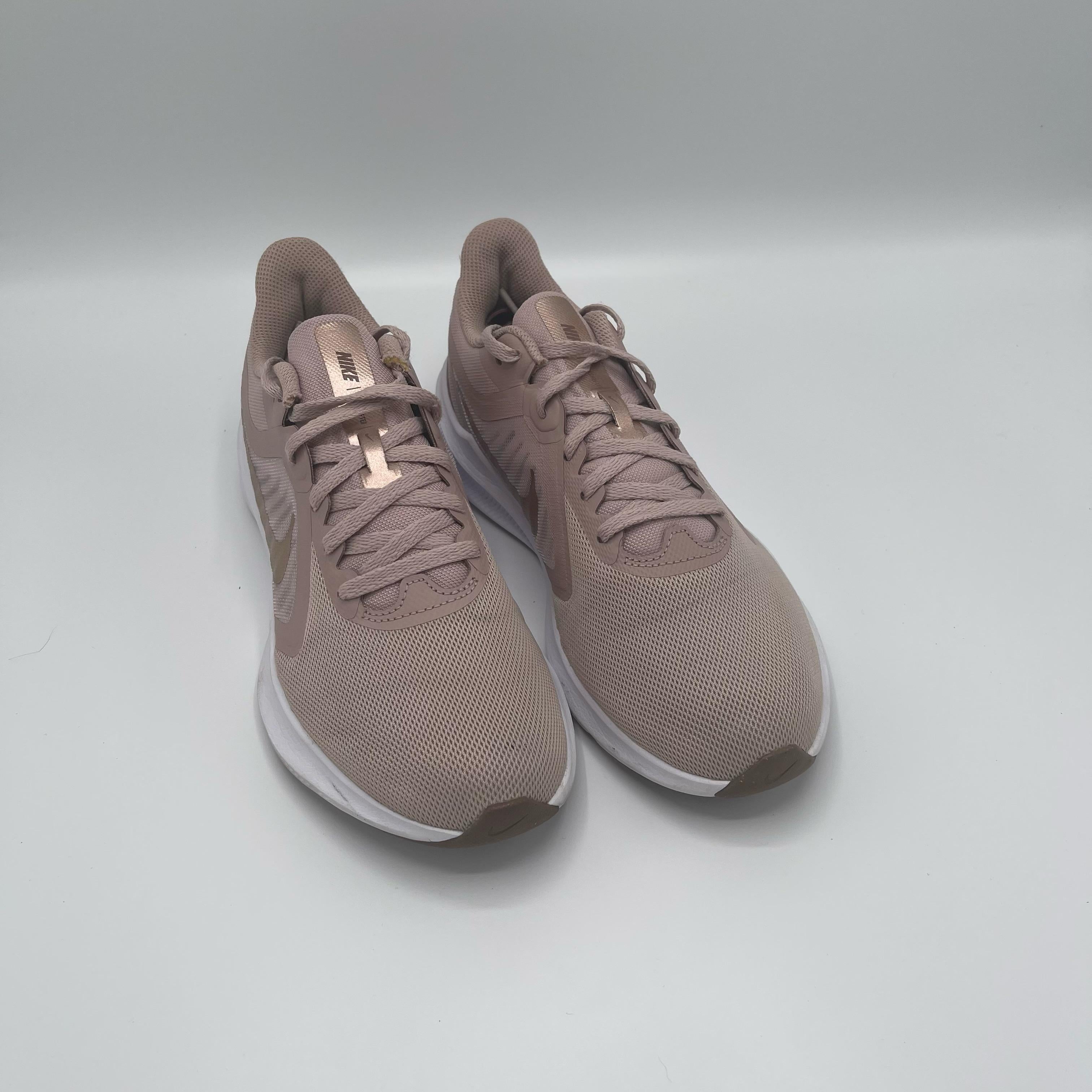 NIKE DOWNSHIFTER 10