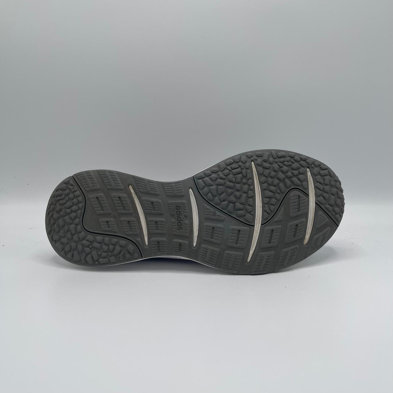 ADIDAS SHOWTHEWAY