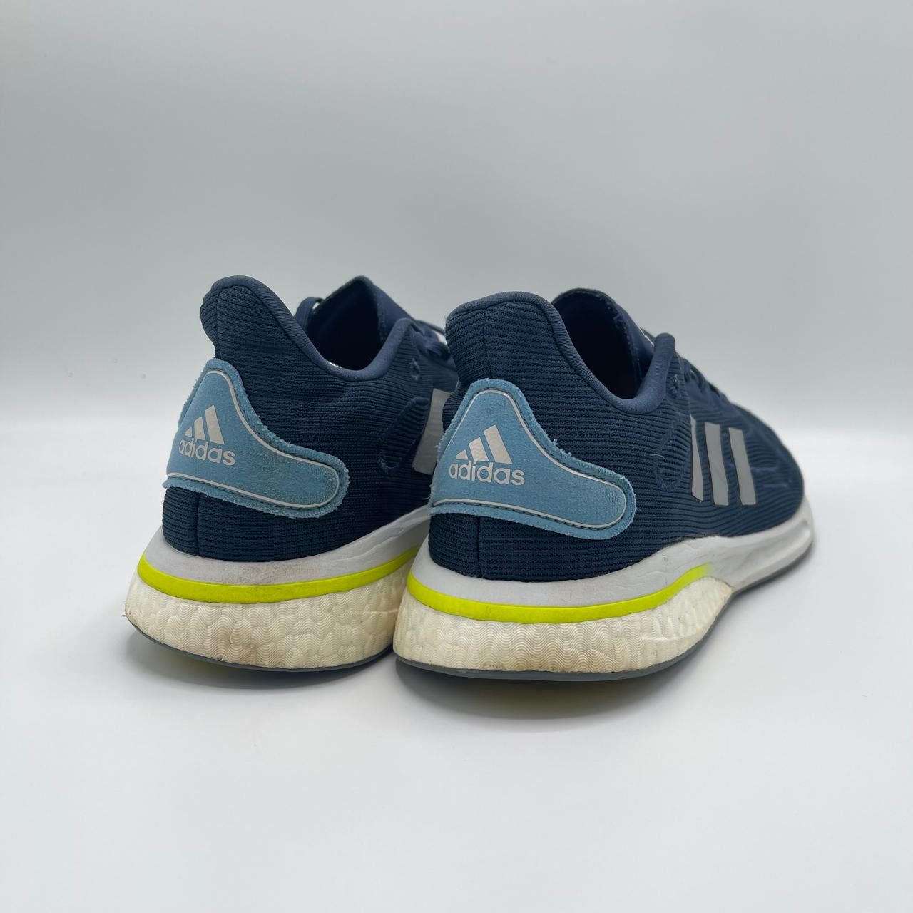 ADIDAS SUPERNOVA