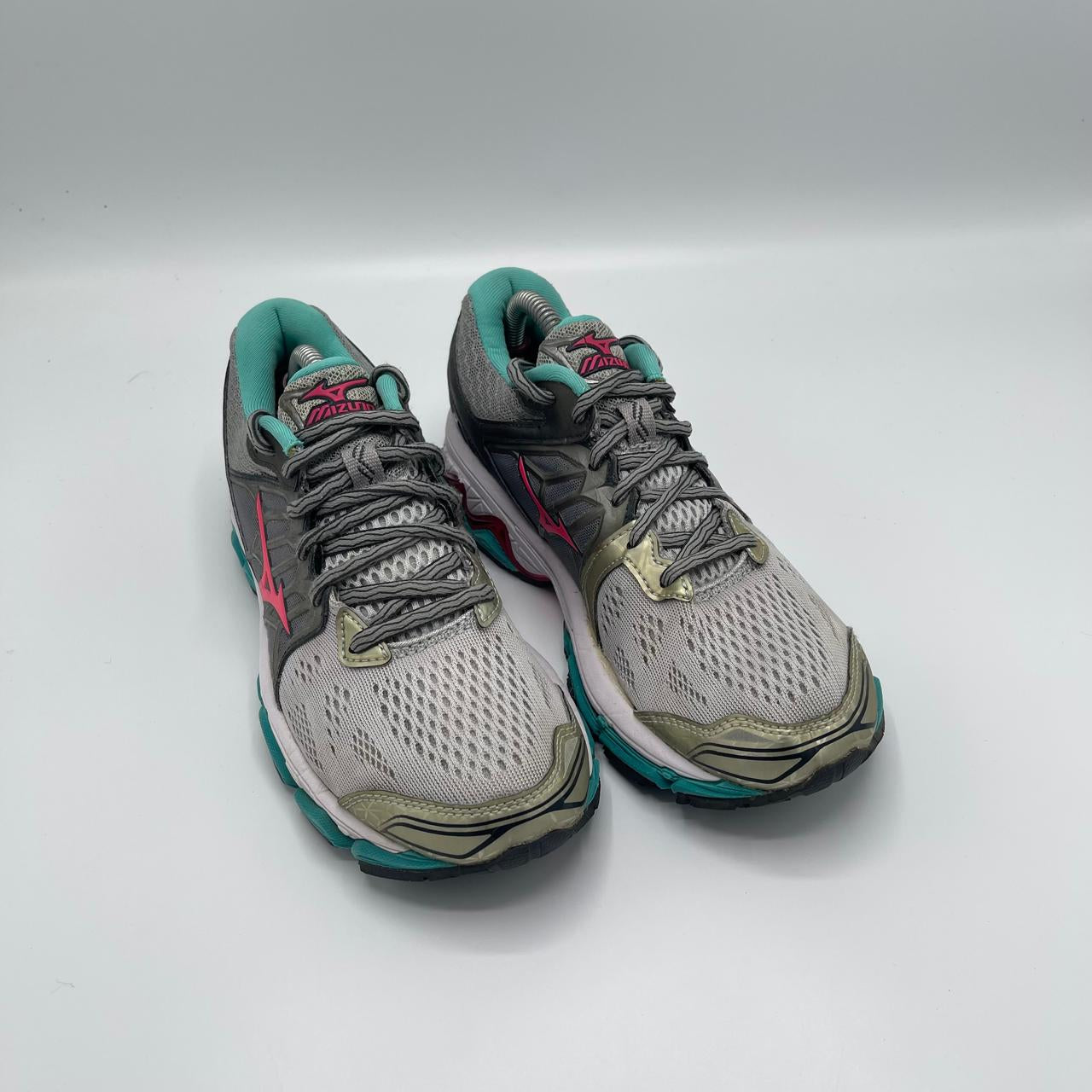MIZUNO WAVE HORIZON